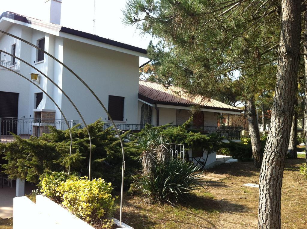 Villa Ca' Silva - Walterigato Apartments Solo Per Famiglie Lido di Jesolo Exterior photo