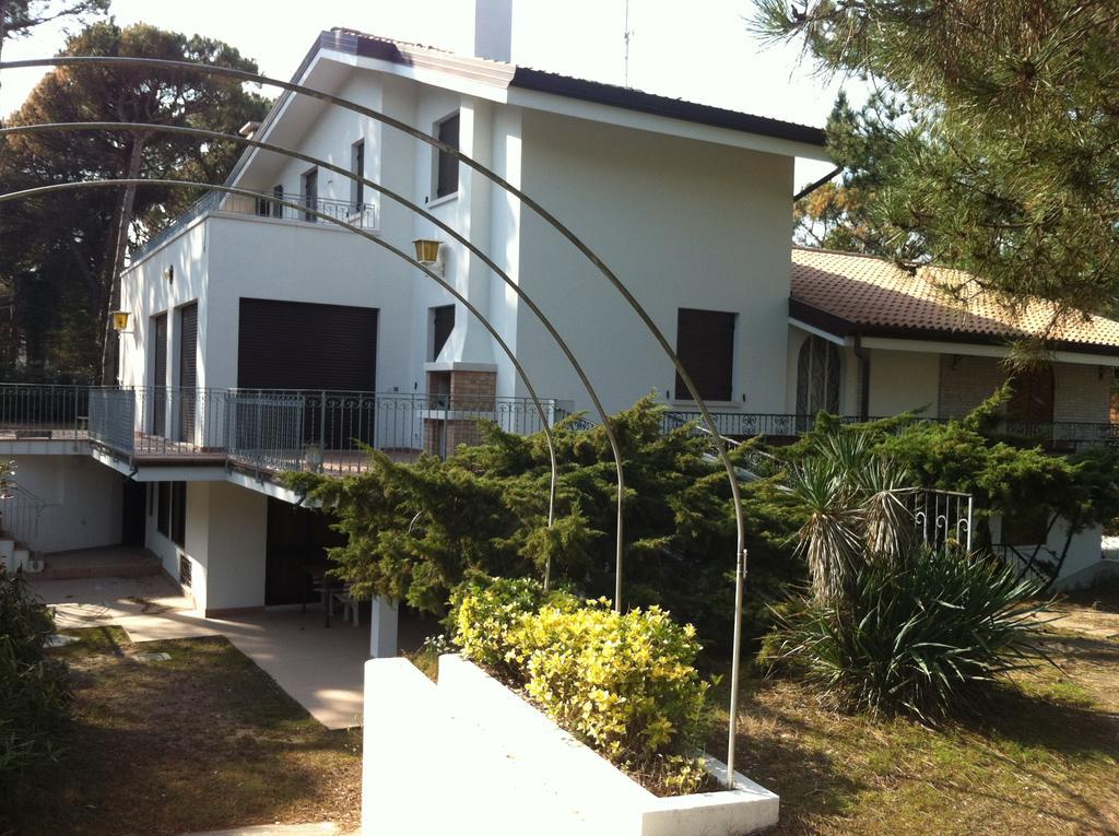 Villa Ca' Silva - Walterigato Apartments Solo Per Famiglie Lido di Jesolo Exterior photo