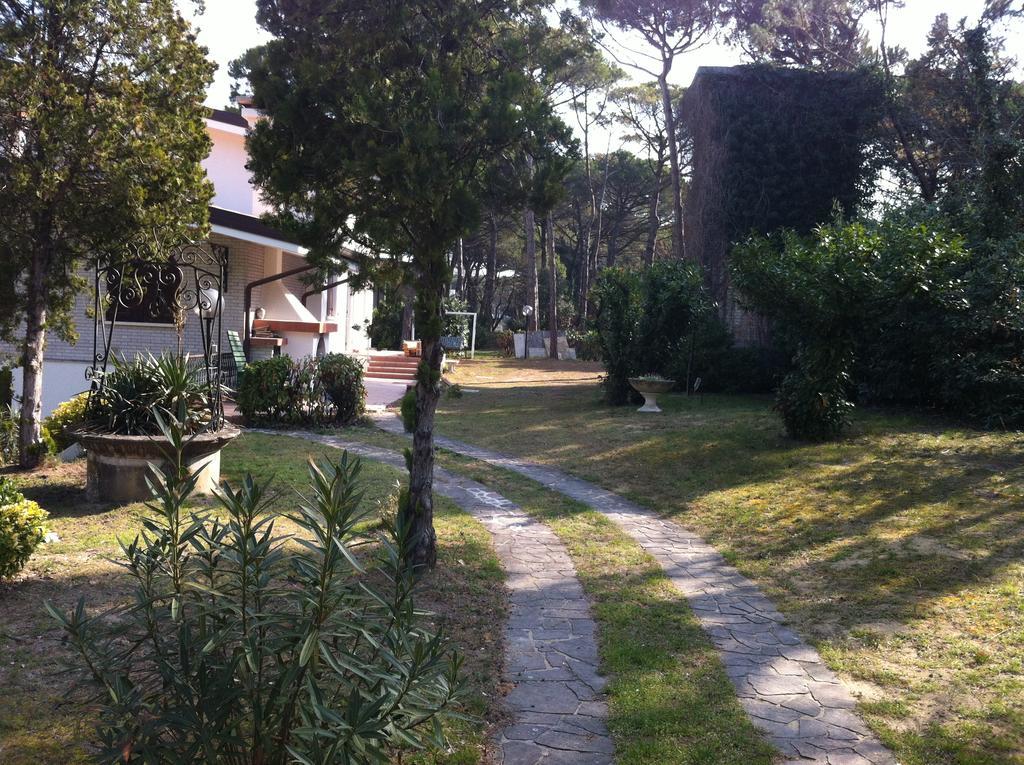 Villa Ca' Silva - Walterigato Apartments Solo Per Famiglie Lido di Jesolo Exterior photo